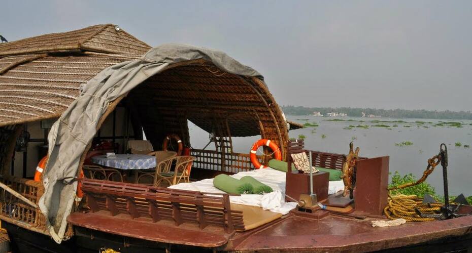 Spice Coast Cruise By CGH, Alleppey 5